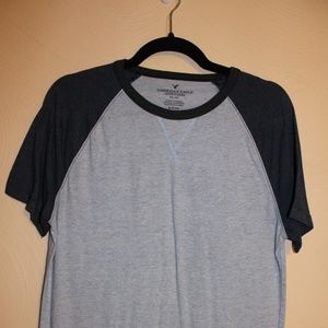 American Eagle Small Tee
